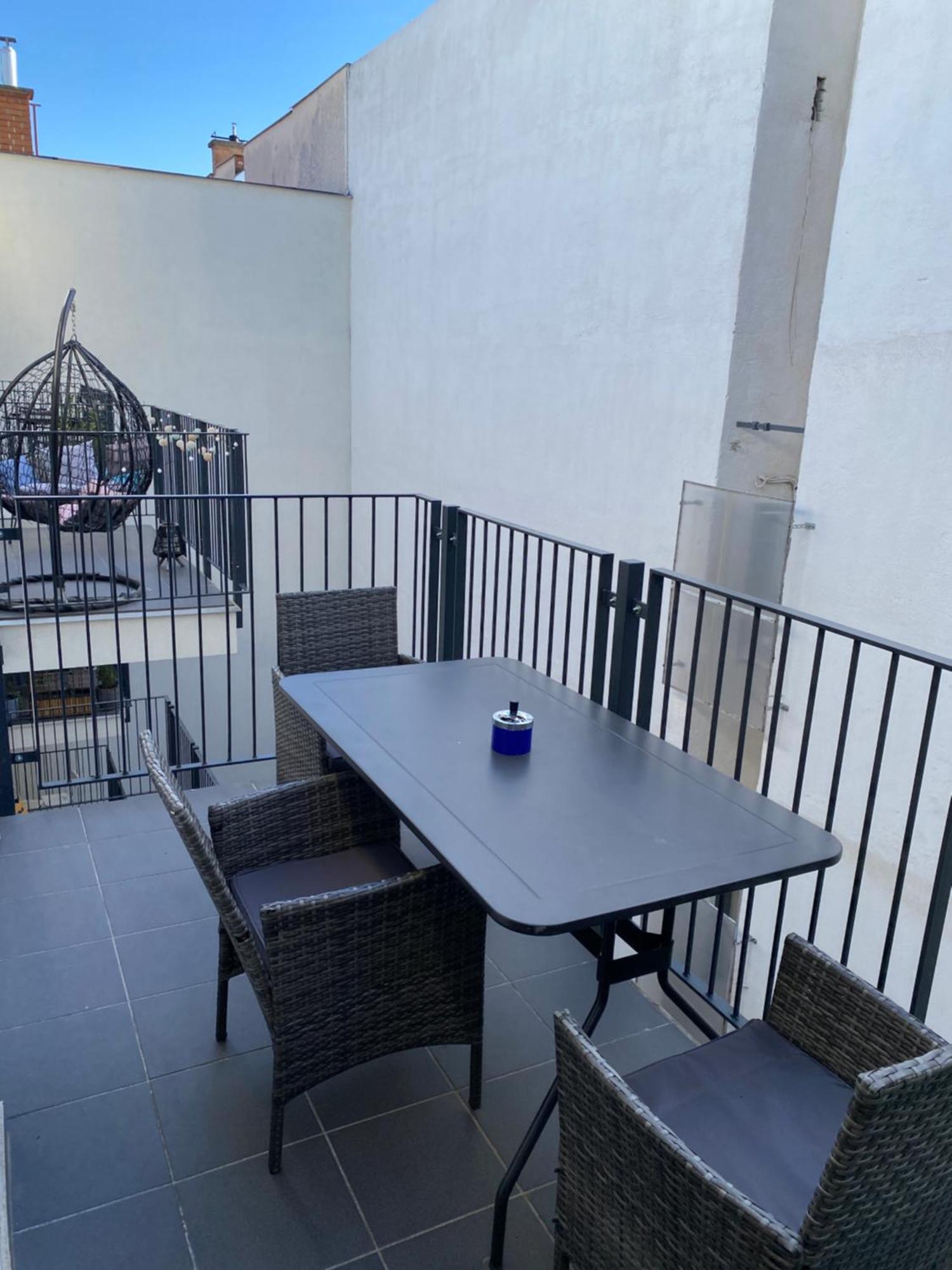 R77 Apartment Downtown - Penthouse Budapest Eksteriør billede