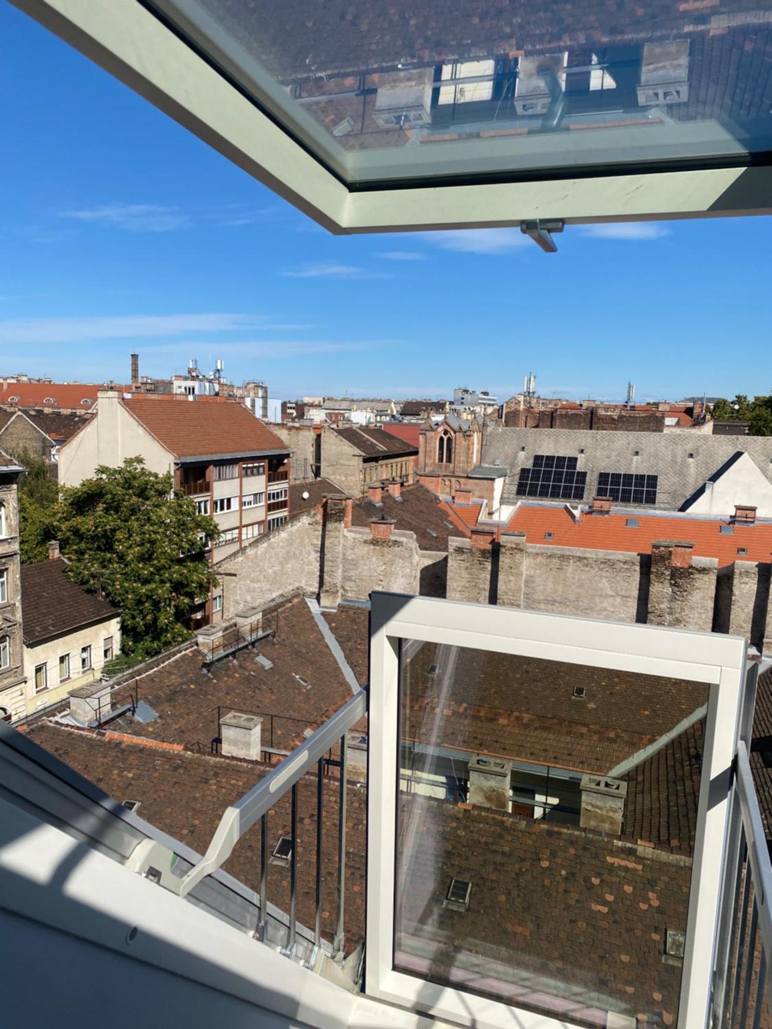 R77 Apartment Downtown - Penthouse Budapest Eksteriør billede