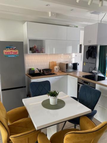R77 Apartment Downtown - Penthouse Budapest Eksteriør billede